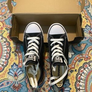 Women’s Converse Shoes